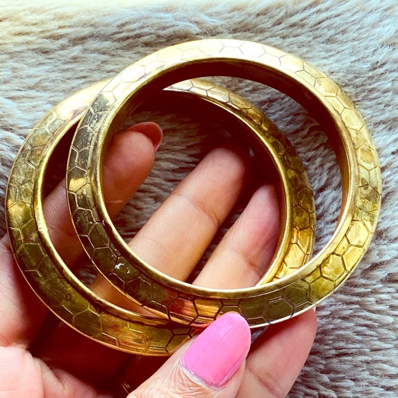 Jewelry - Vintage Bangle set